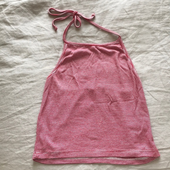 Top court, ouvert jusqu'à mi-dos - Picture 1 of 1